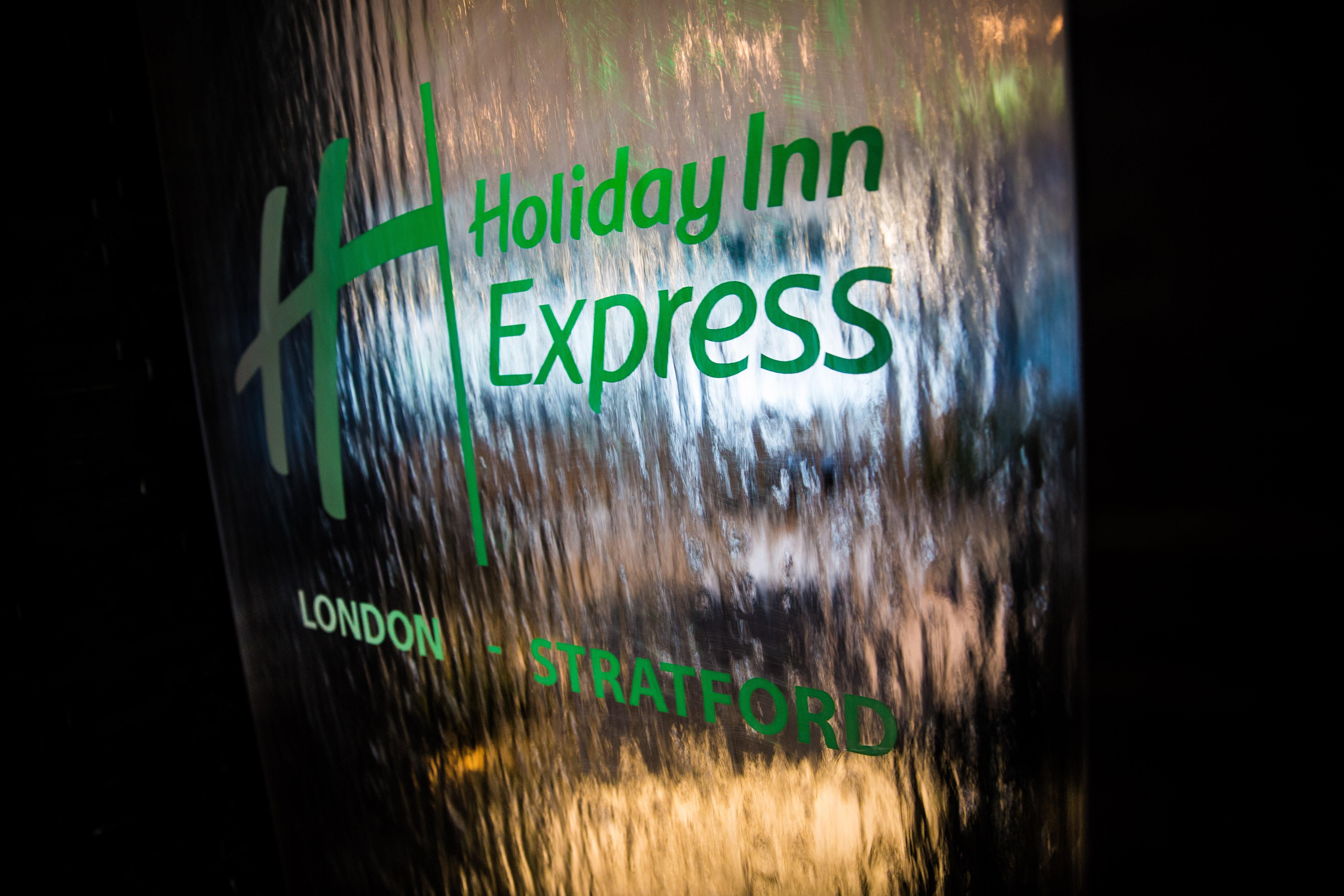 Holiday Inn Express London Stratford, An Ihg Hotel Exteriér fotografie
